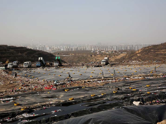 防渗膜厂家告诉您在污水池中作用