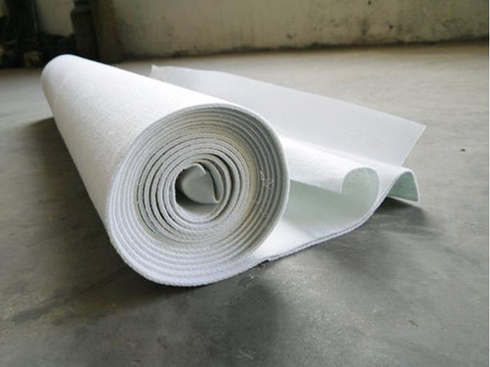 复合土工膜的应用和原理