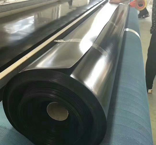 养殖莲藕为什么选择防渗膜的优点