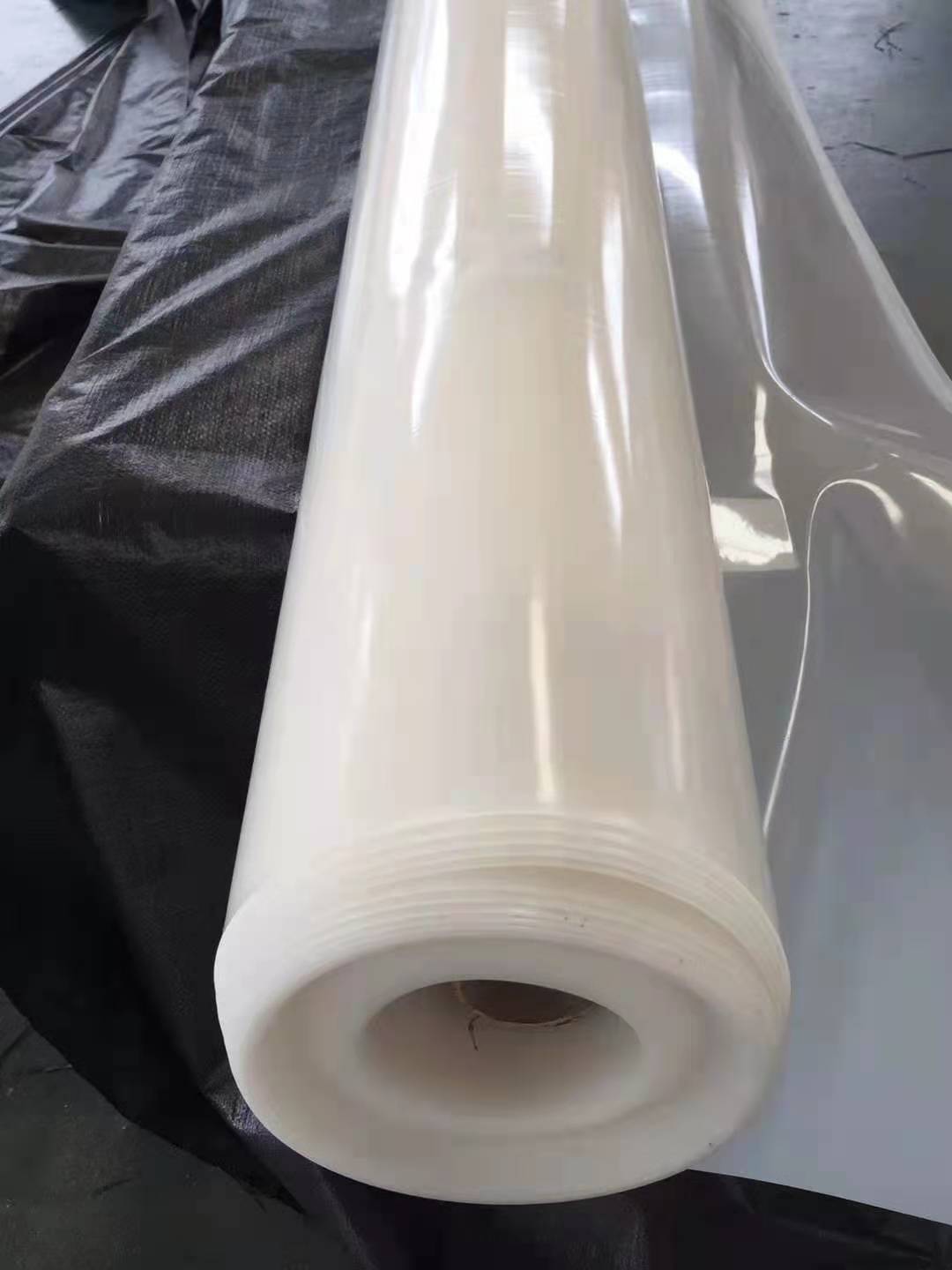 如何分辨土工膜质量好坏