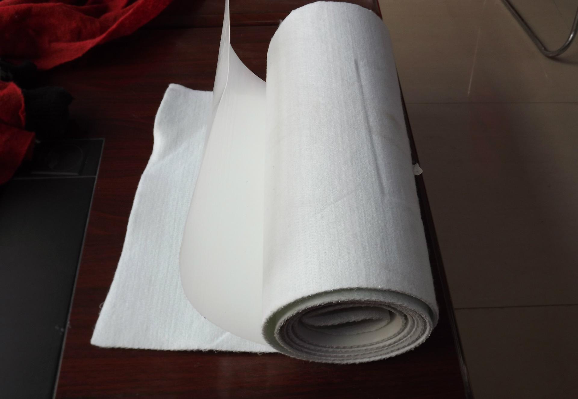 HDPE土工膜为什么要铺一层土工布呢