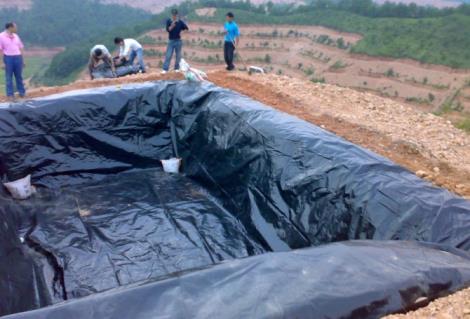 不同颜色的土工膜不同工程使用